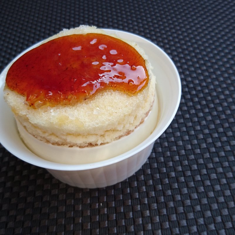 ブリュレチーズケーキ（ベイクド＆レア）(いちごの里 よしみ)