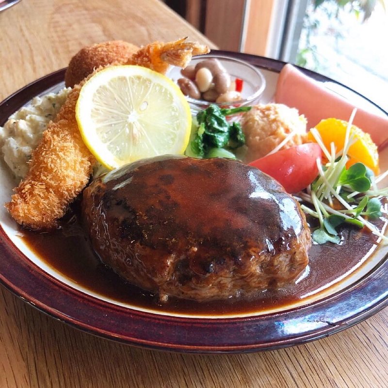 Cセット(まるさか洋食堂)