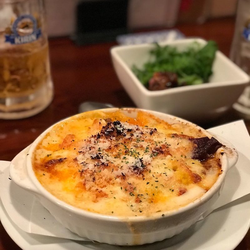 神戸野菜たっぷり牛すじラグー&三種チーズのクリームグラタン(お肉と神戸野菜とワインとチーズ TOROROSSO （トロロッソ）)