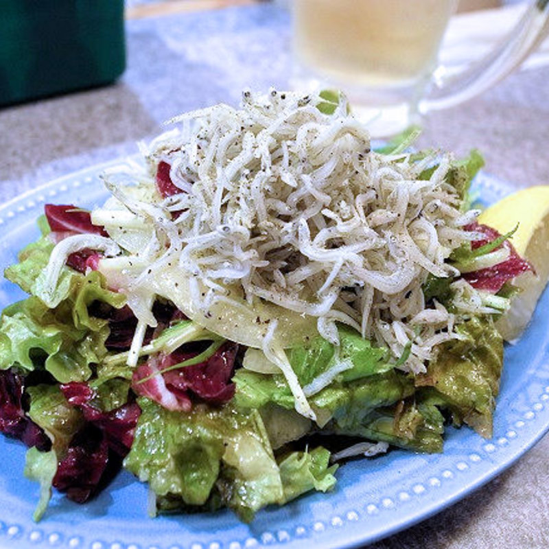 釜揚げしらすのマリネサラダ(やきとん ひなた 東武練馬店)