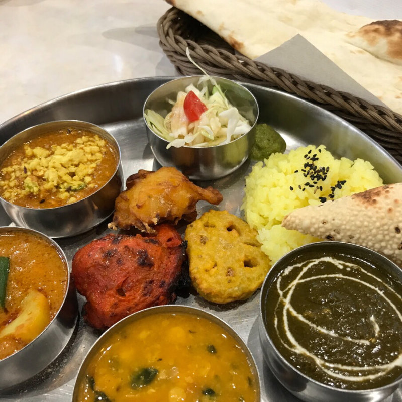 ターリーセット(アールティ 三田プレミアムアウトレット店 （Aarti）)