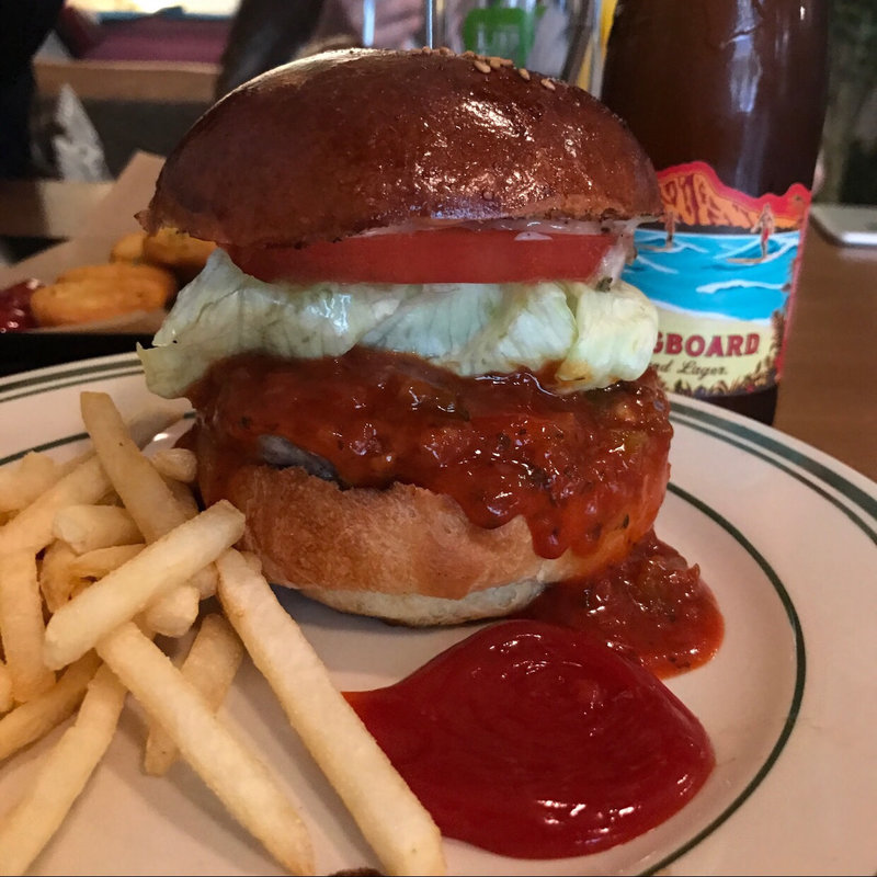 チリバーガー(CRITTERS BURGER)