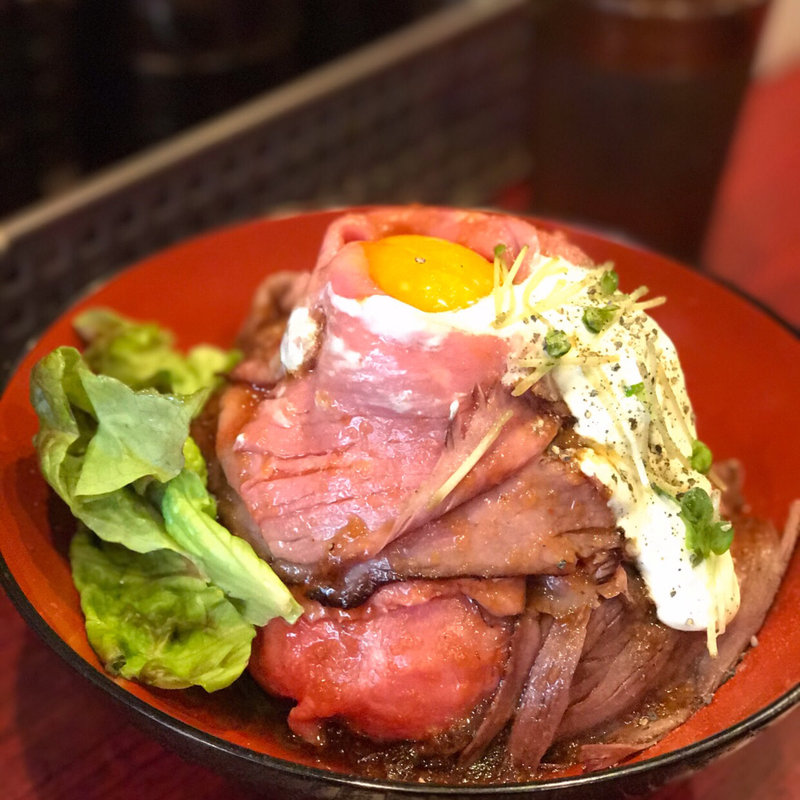 ローストビーフ丼(並)(レッドロック 三宮東店)