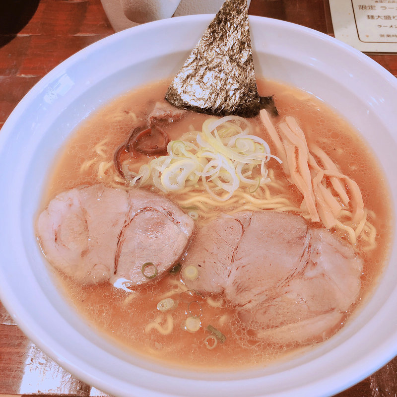醤油らーめん(ラーメン 桜香)