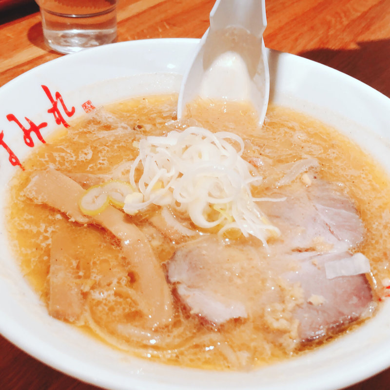 味噌ラーメン ハーフ(すみれ すすきの店)