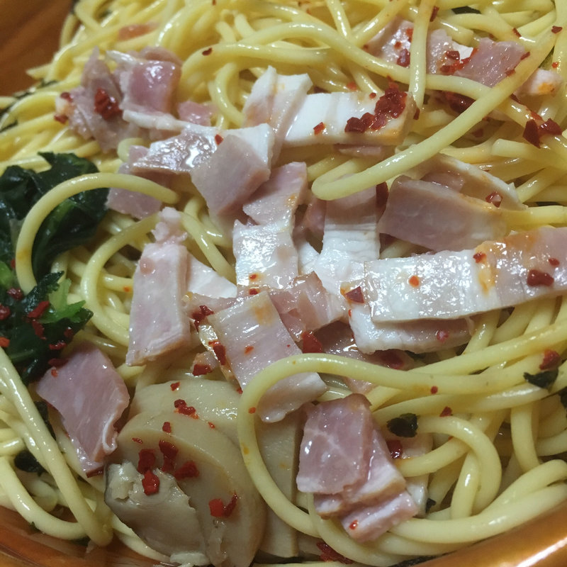 和パスタ ベーコンときのこ(ファミリーマート 札幌南7条西7丁目店 )