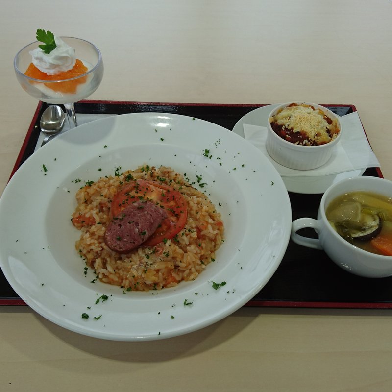 長高家庭部B定食(道の駅 川のみなと長井)