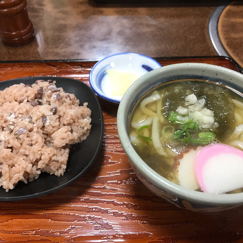赤飯定食(ちから餅花田店)