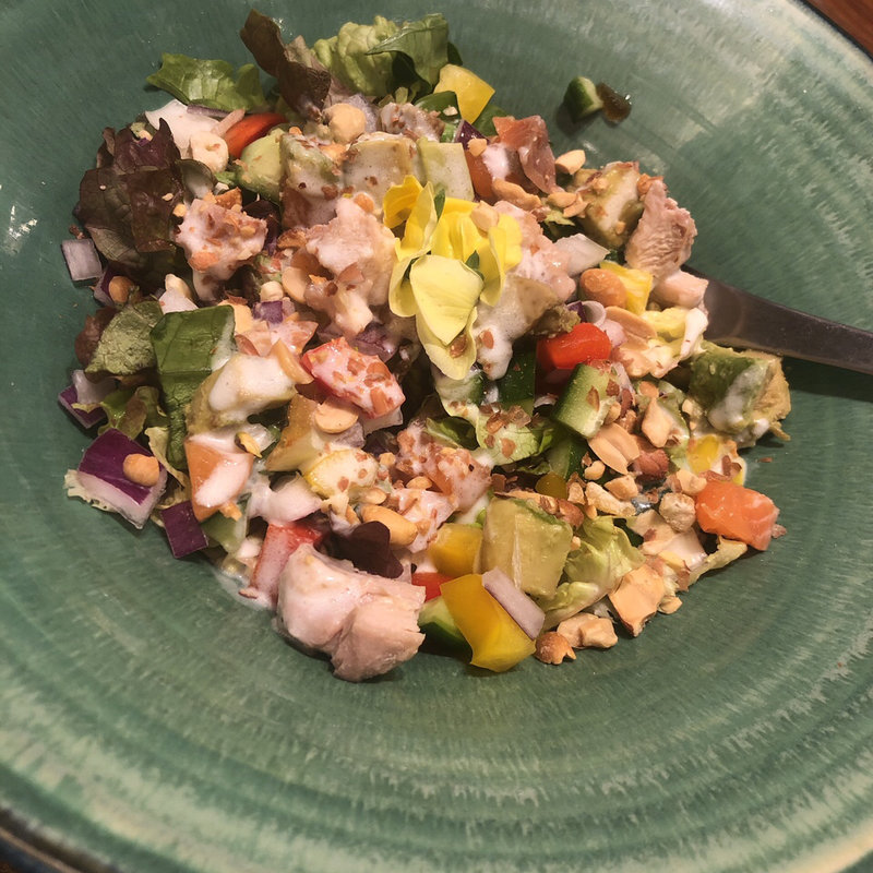 つるとんたんサラダ(あげたち 匠の細麺 つるとんたん（大国町）)