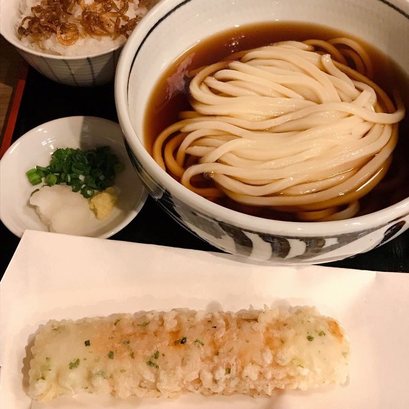 日替わり定食 ぶっかけ、竹輪天、じゃこ飯(うどん処 重己)