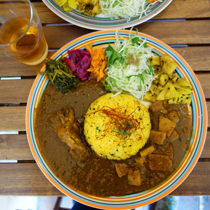 2種のあいがけカレープレート(cafe&bar knot（カフェ&バー ノット）)