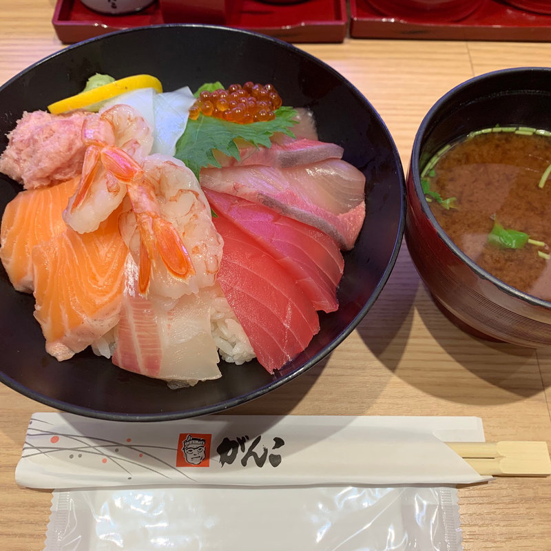 海鮮丼(回転寿司がんこ エキマルシェ新大阪店)
