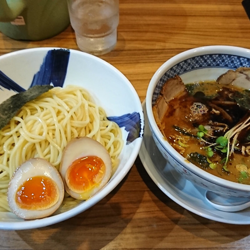 焦がし味噌つけ麺(麺屋 楼蘭 （めんや ろうらん）)