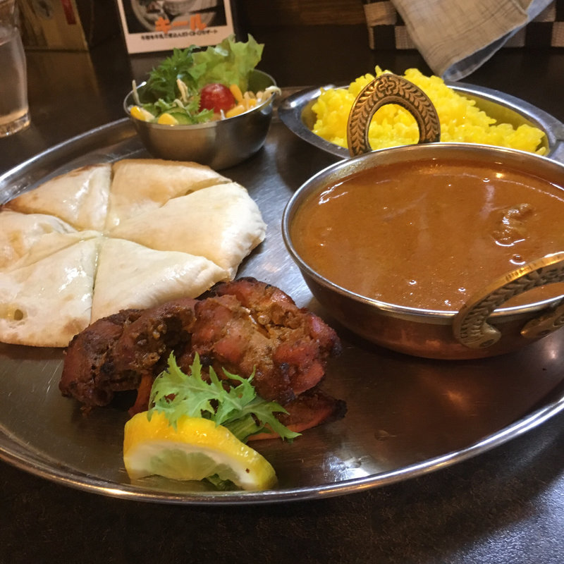 ハーフチーズナンランチ(インド料理 タージ・ベンガル)