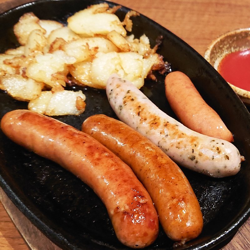 おつまみソーセージ盛り(AJITO 鹿島田店)