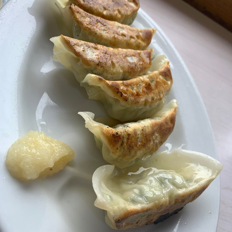 餃子(あぢとみ食堂)