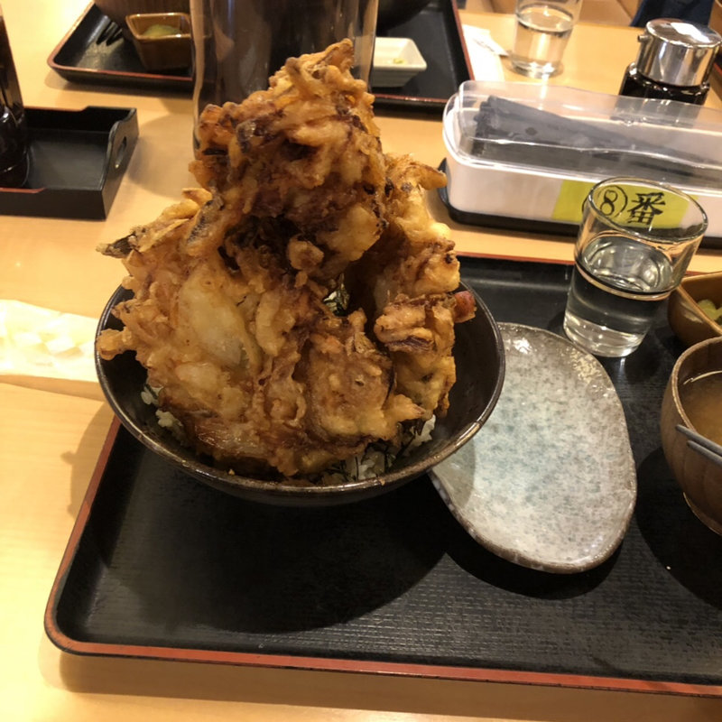 特製かき揚げ丼（デカ盛り）(めしやっちゃん)