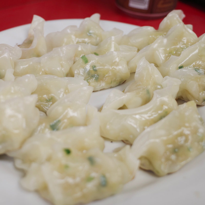 焼き餃子(写真は二人前)(百老亭 今池店)