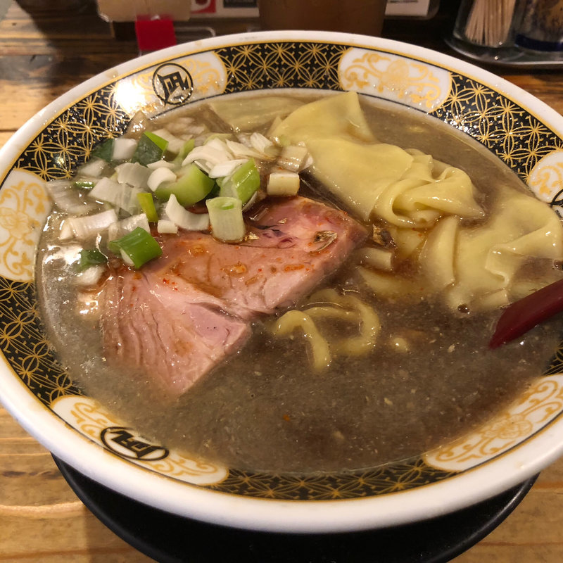 すごい煮干ラーメン(ラーメン凪　新宿ゴールデン街店新館)