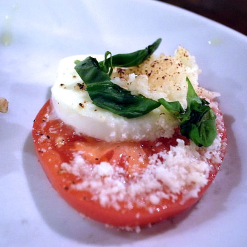 カプレーゼ(イル・バーカロ)