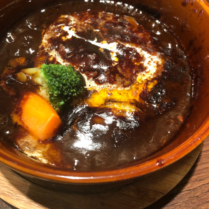 煮込みハンバーグ(Ymiダイニング （ワイミーダイニング）)