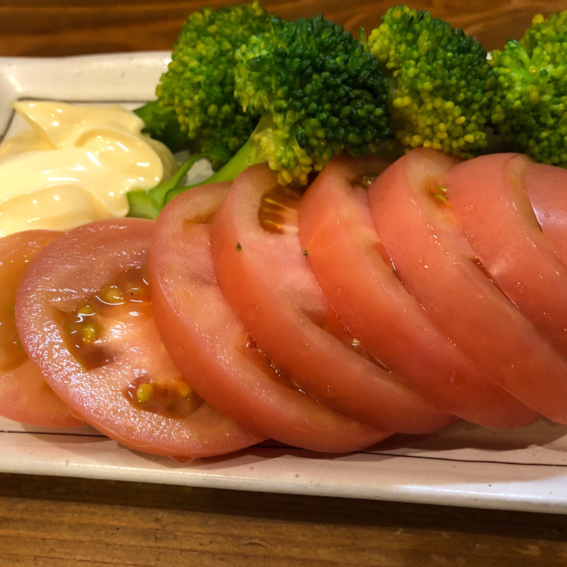 冷やしトマト(旨居屋 希望)