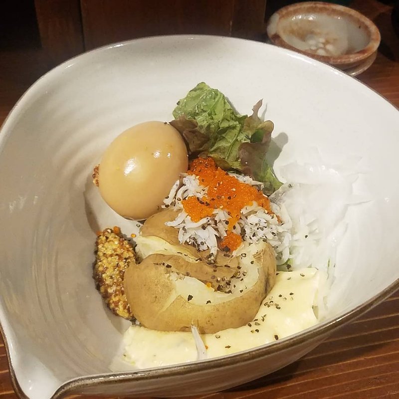 温玉ポテサラ(うたげどころ うぉっしゅ)