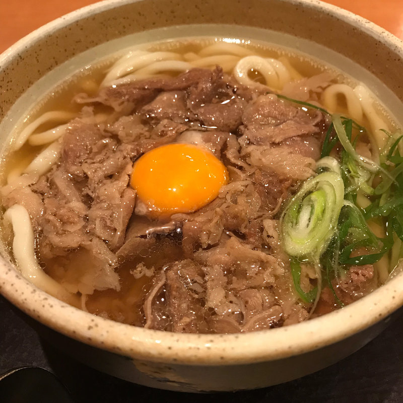 肉うどん(自家製麺 杵屋 六本木泉ガーデンタワー店)