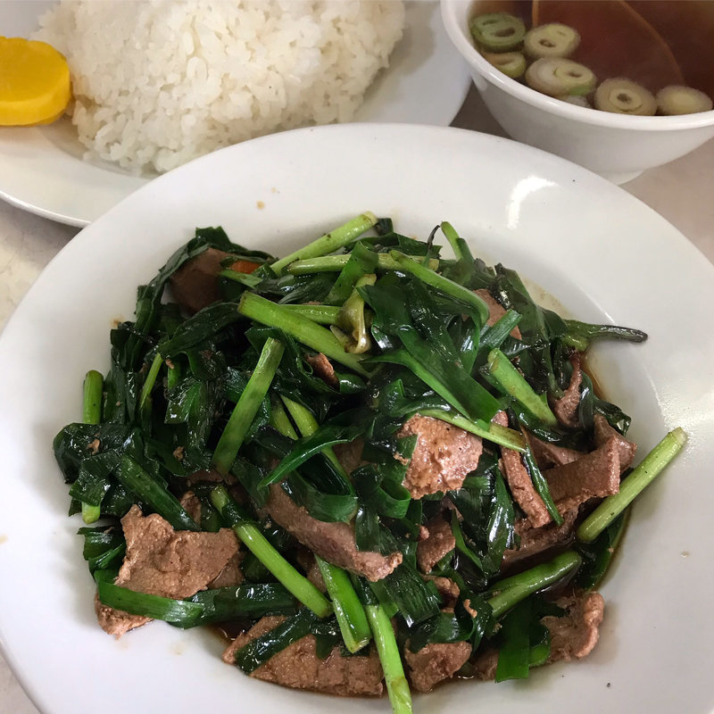 ニラレバいため(来々軒)