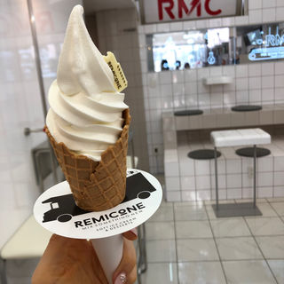ミルクソフトクリーム(REMICONE レミコン)