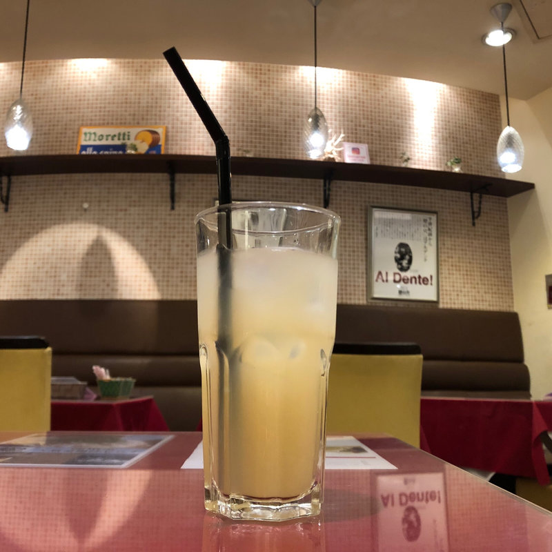 グレープフルーツジュース(壁の穴 茨木ロサヴィア店)