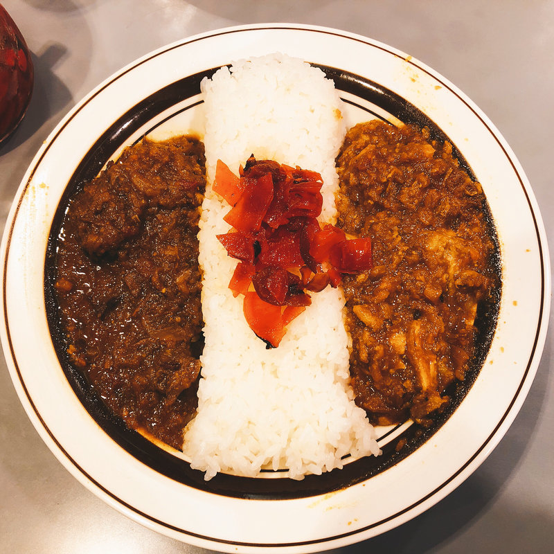 ハーフ＆ハーフ(ビーフ／ポーク)(トーキョーパラダイス )