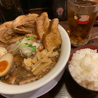 背脂肉そば(六代目けいすけ 湯島店)