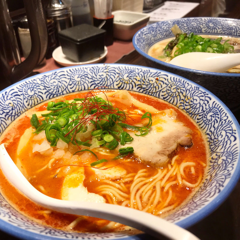 濃厚焦がしニンニク辛鶏白湯そば(麺匠 黒春晴)