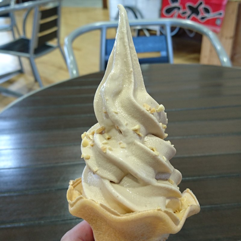 落花生ソフトクリーム(和田浜 )