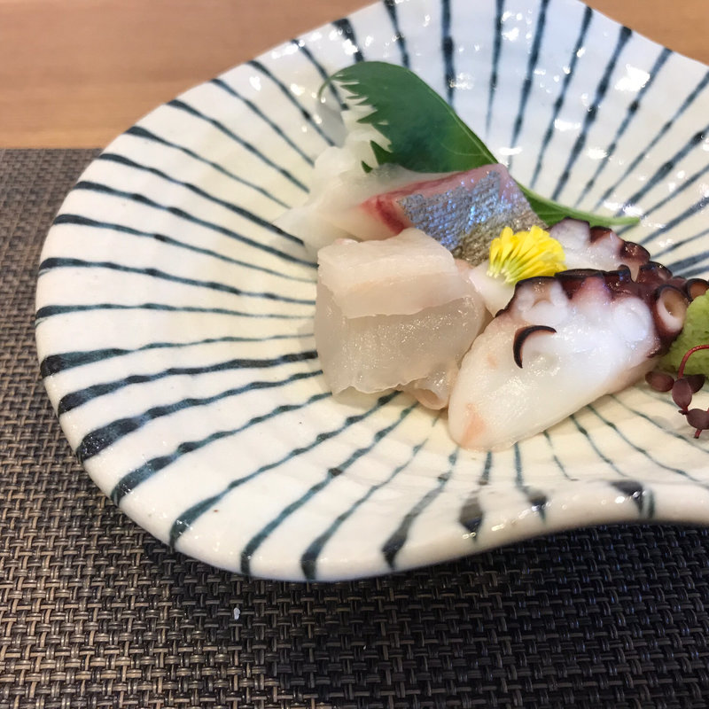 旬肴昼膳  お造り盛り合わせ(どうひら)