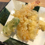 旬肴昼膳  天ぷらの盛り合わせ(どうひら)