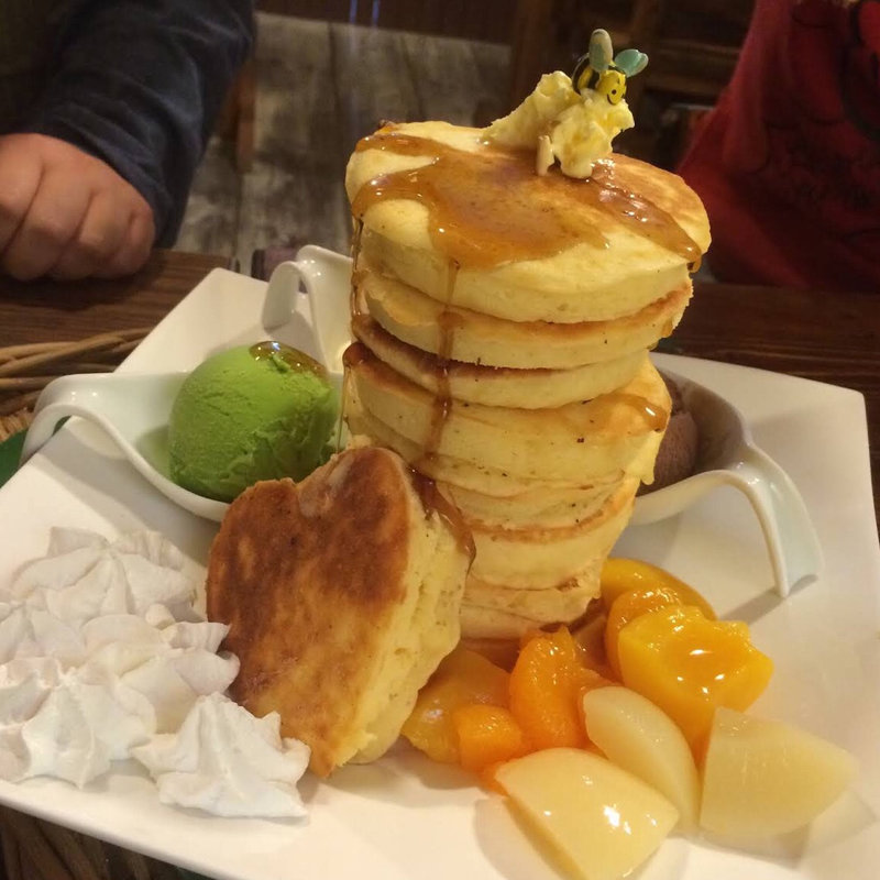 King(キング) 10枚(はちの巣カフェ 西区店 （はちの巣cafe.）)