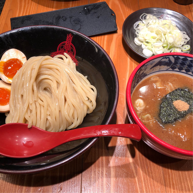 つけ麺 半熟卵 ねぎ トッピング(三田製麺所 阪神野田店)