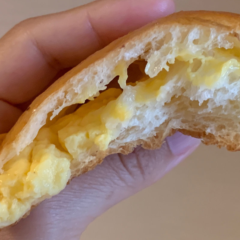 クリームパン(ブーランジュリー　ラ・セゾン （BOULANGERIE LA SAISON）)