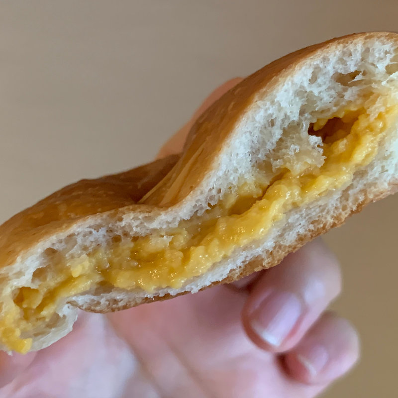 クリームパン(タルイベーカリー)