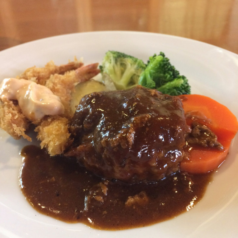 自家製ハンバーグランチ(キッチンカトウ)