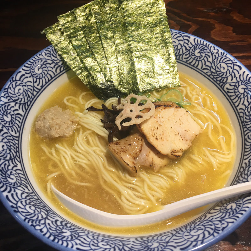 鶏白湯ラーメン(ラーメン美空 )