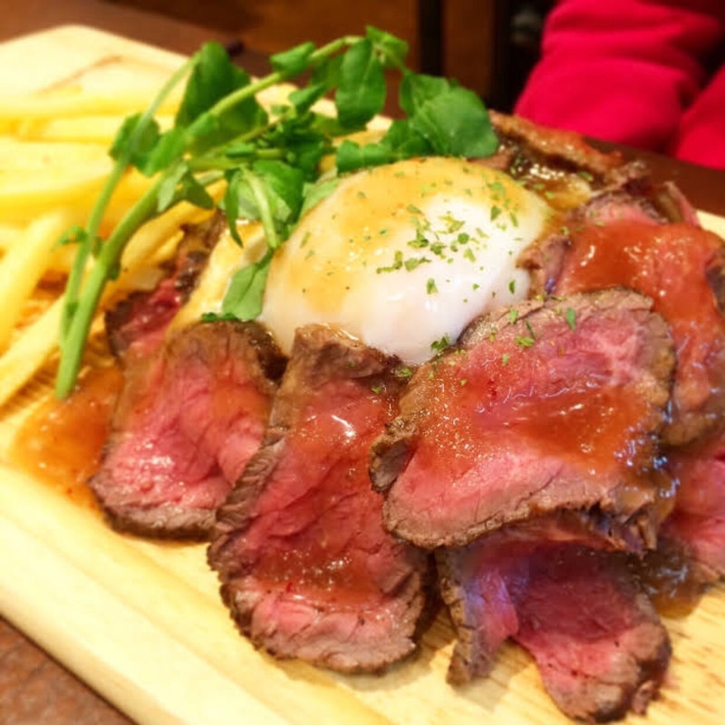 ローストビーフライスプレート(肉焼きワヰン酒場 テルミニ 姫路店)