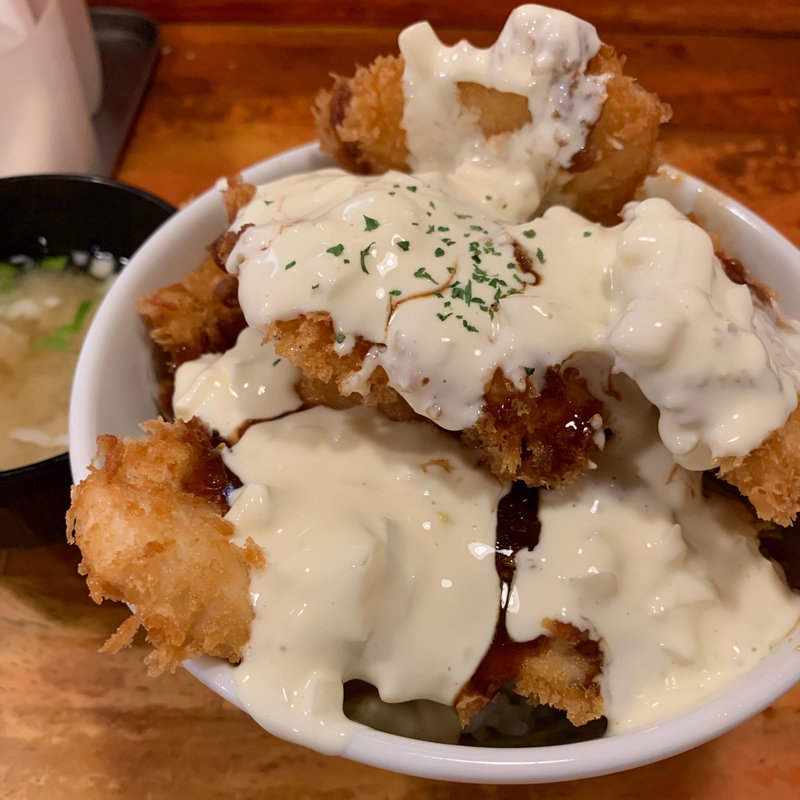 タルタル丼(阿佐ヶ谷ダイニングキッチン)