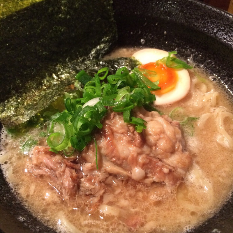 濃厚魚介豚骨郷里ラーメン(白とん)(沼津とんこつ郷里)