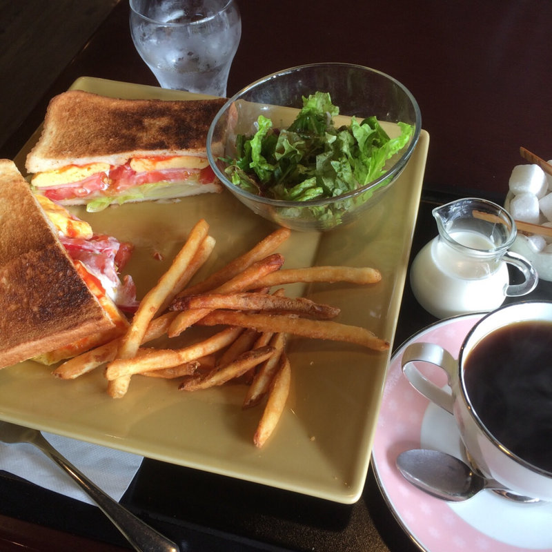 B-L-Tサンド(ポテト付き)(珈琲庵珈集 高砂店)