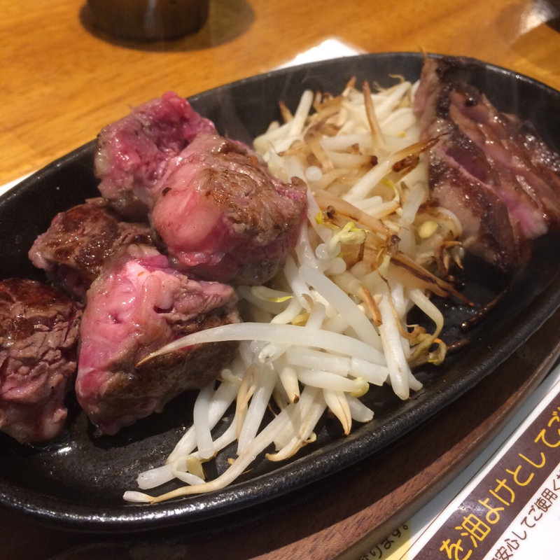 黒毛和牛とトロタンのプレミアムコンビ130g(ぶりあん あべのアポロビル店)