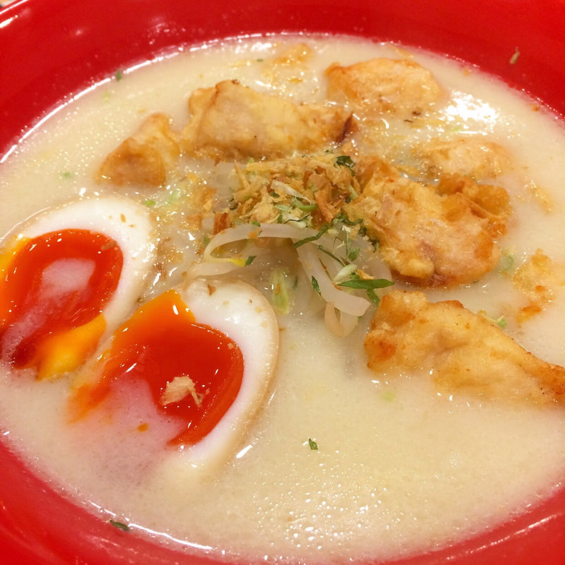 とろり細麺(¥690)味玉(¥150)唐揚げ(¥300)(ぺこり)