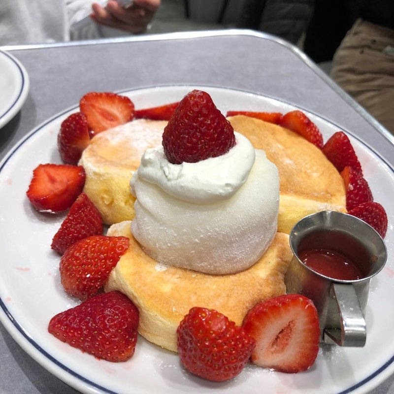 あまおうパンケーキ(幸せのパンケーキ)